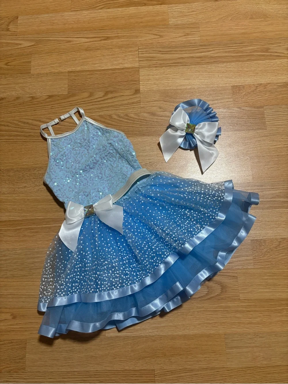 “Weissman” dress/costume size XSC (Size 4/5) in excellent condition